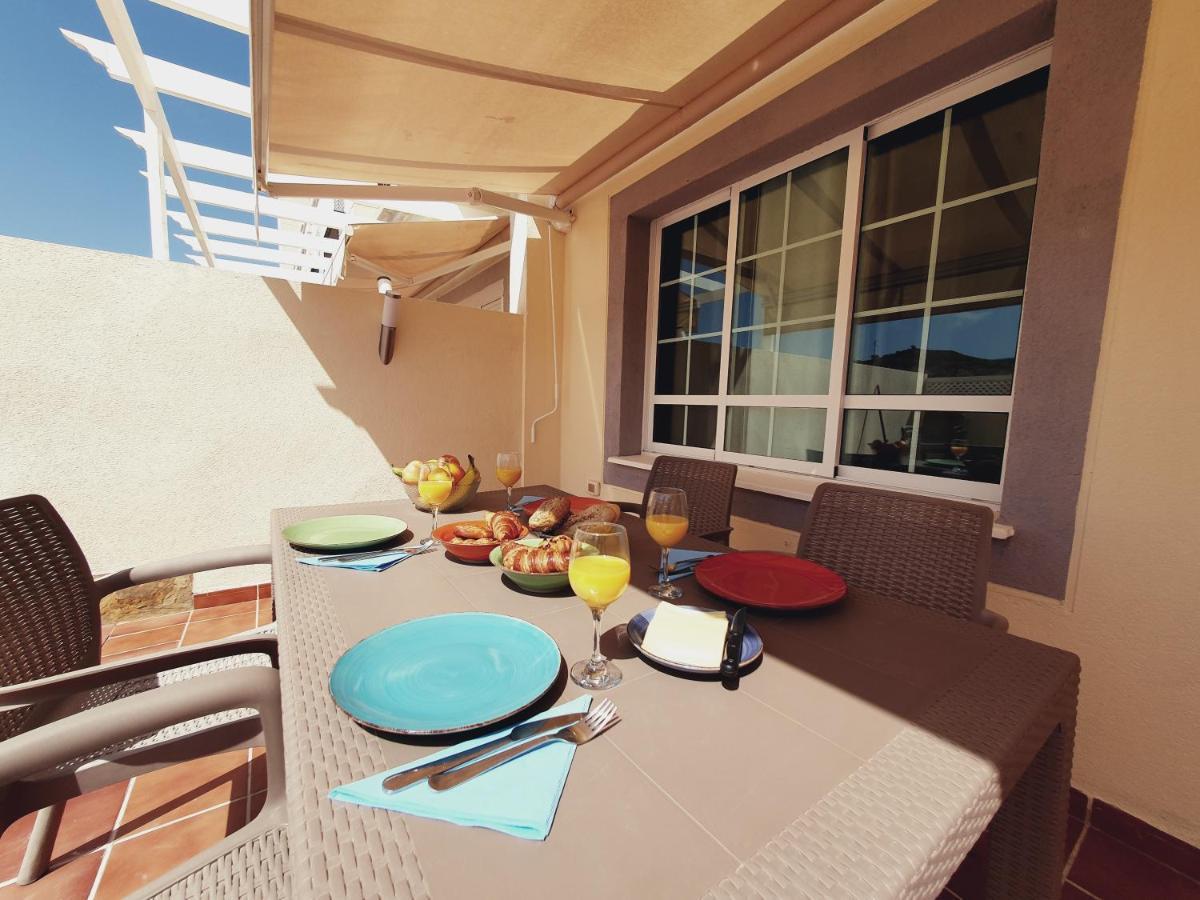 Modern Family Home Above Swimming Pool Puerto Rico  Buitenkant foto